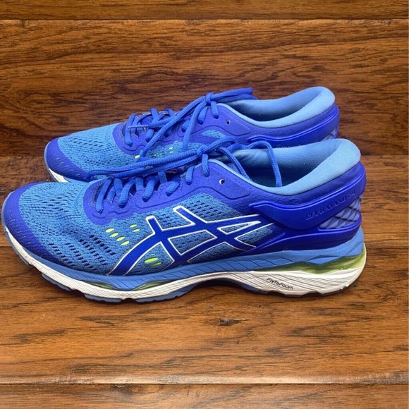 Asics Gel-Kayano 24 Running Shoes 9 - Picture 3 of 9